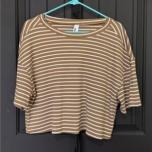 Missguided + Tan Boxy Crop 3/4 Sleeve Tee & Shorts Set Women’s XL Tan